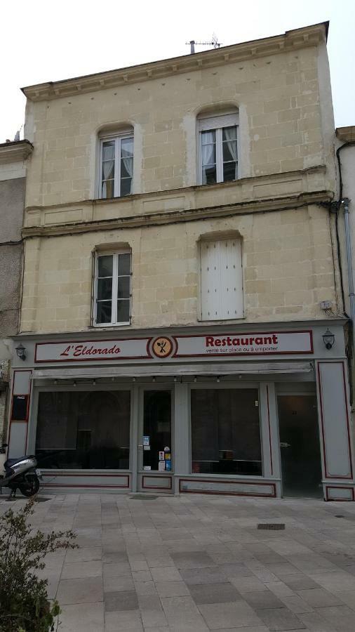 Grand Appartement Chaleureux Thouars Zewnętrze zdjęcie